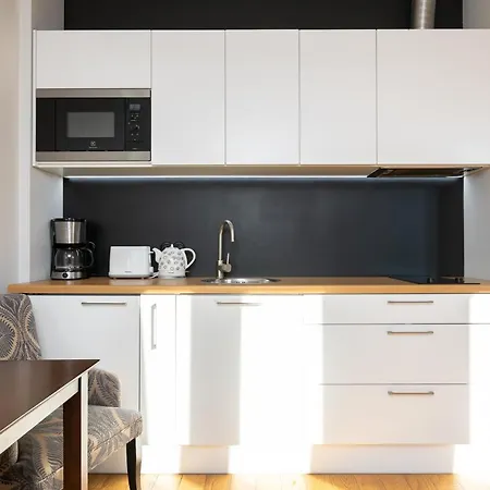 Hilltop - Mere Apartamento